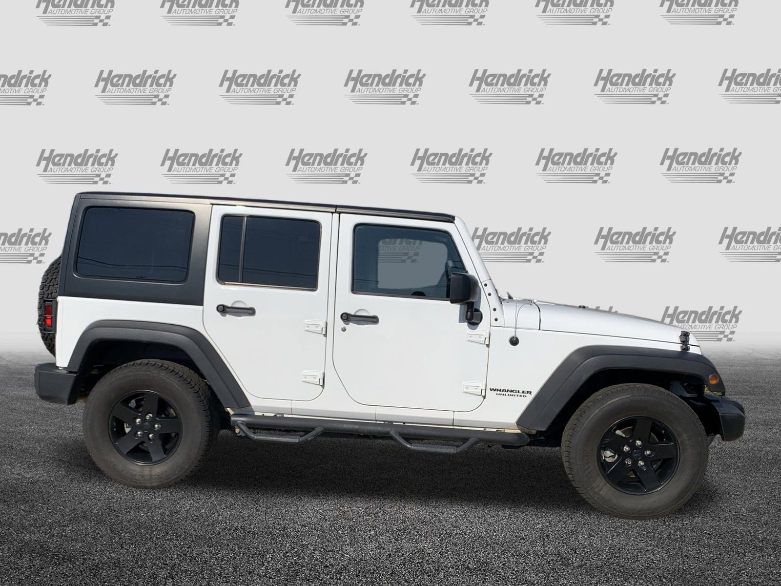 Used 2017 Jeep Wrangler Unlimited Sport image 11