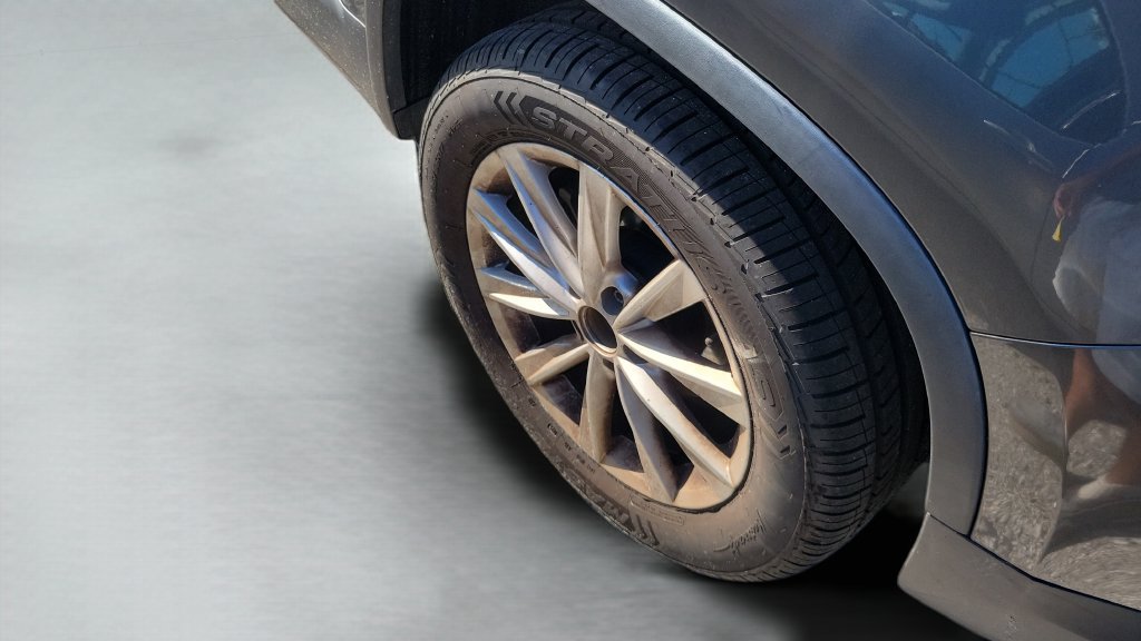 Used 2018 Volkswagen Tiguan Limited FWD image 10