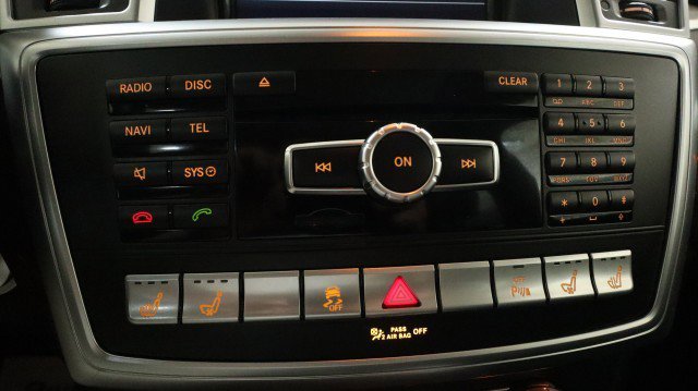 Used 2016 Mercedes-Benz GL 550 4MATIC image 21
