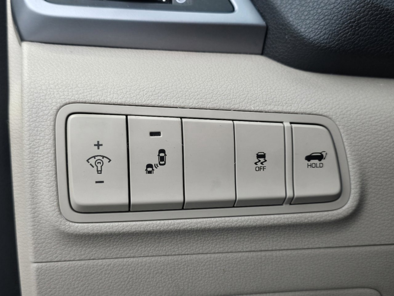 Used 2016 Hyundai Tucson Sport image 15