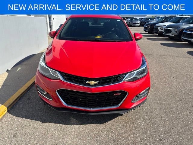Used 2017 Chevrolet Cruze LT w/ Convenience Package FWD image 3