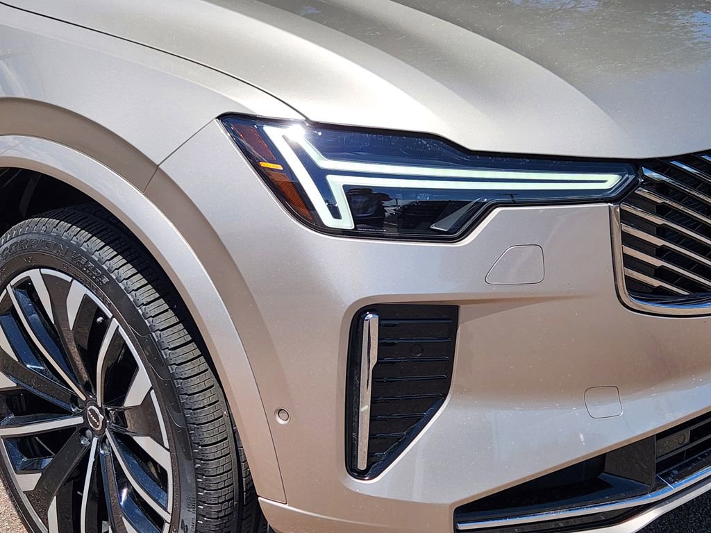 New 2026 Volvo XC90 T8 Plus w/ Protection Package Premier AWD/4WD image 28