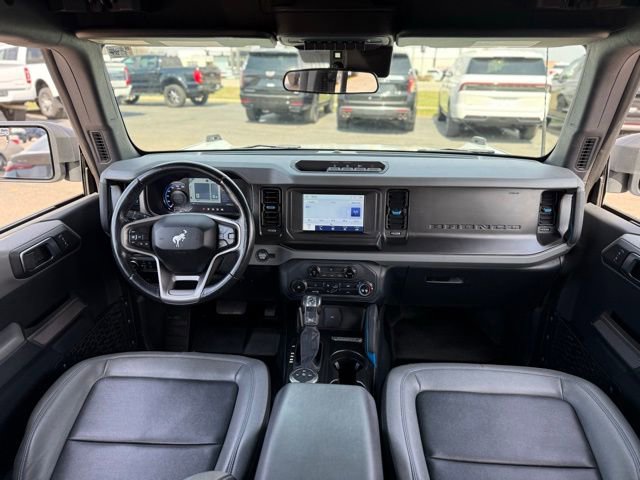 Used 2022 Ford Bronco Black Diamond image 2