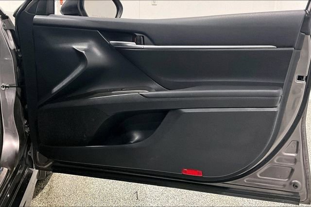 Used 2024 Toyota Camry SE image 29