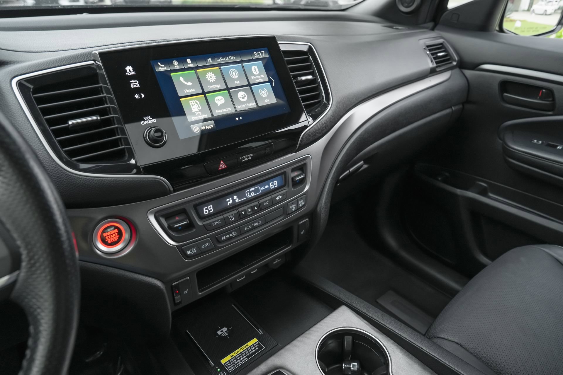 Used 2024 Honda Passport EX-L image 10