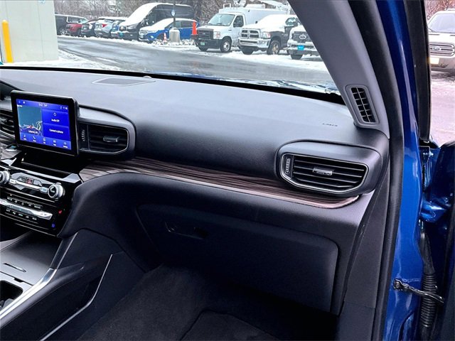 Used 2022 Ford Explorer Limited image 17