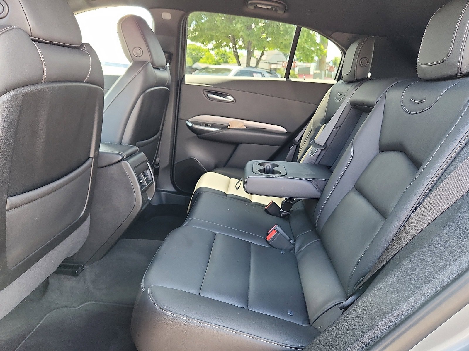 Used 2025 Cadillac XT4 Premium Luxury AWD/4WD image 10