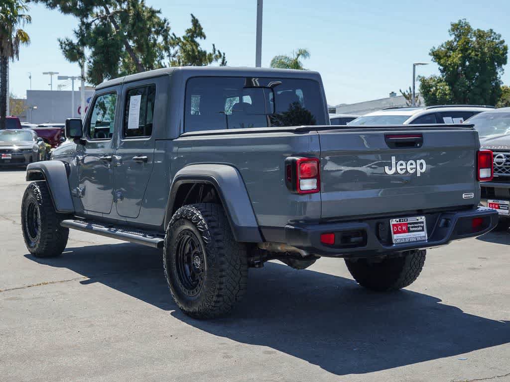 Certified 2023 Jeep Gladiator Overland AWD/4WD image 6