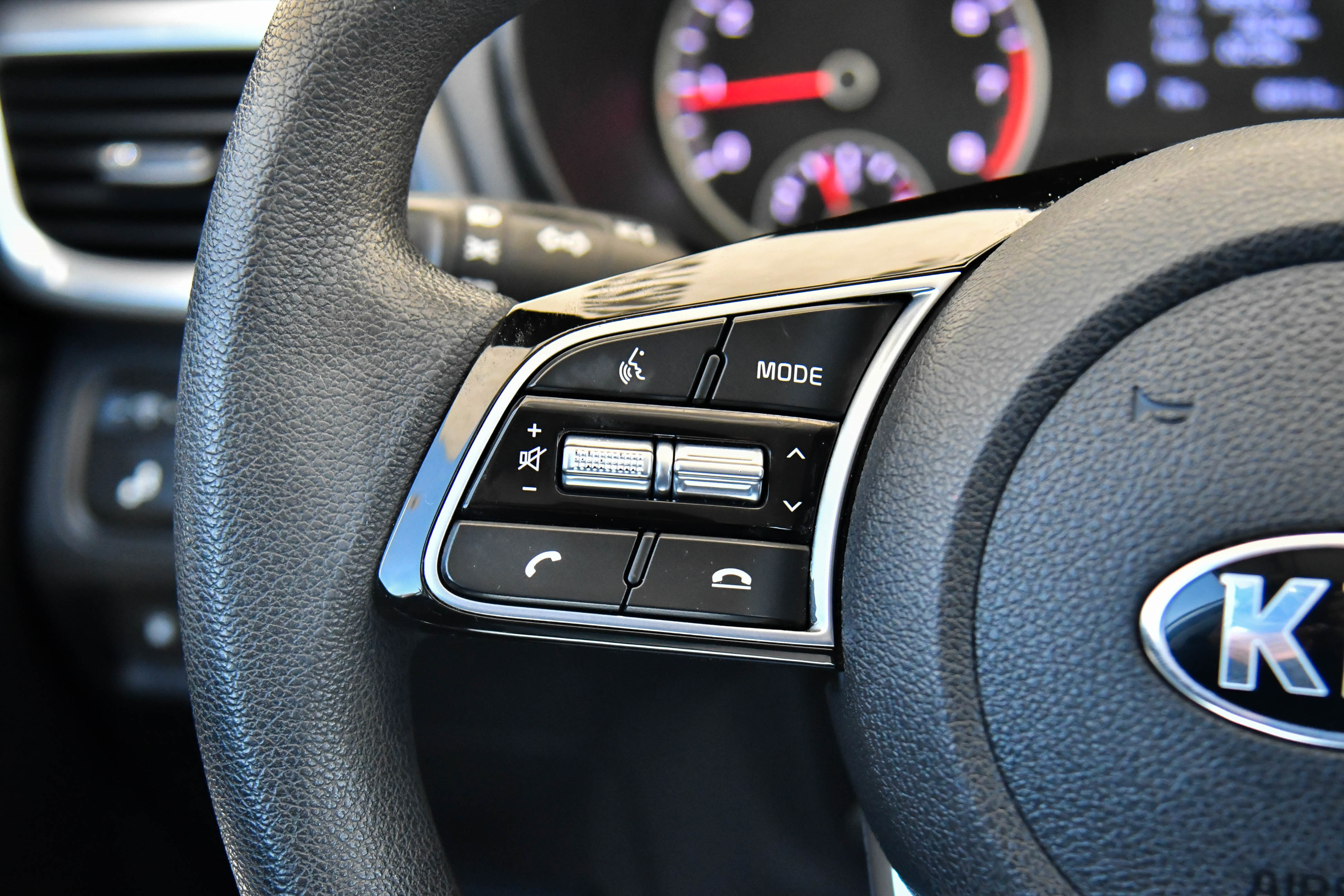 Used 2020 Kia Optima LX FWD image 27