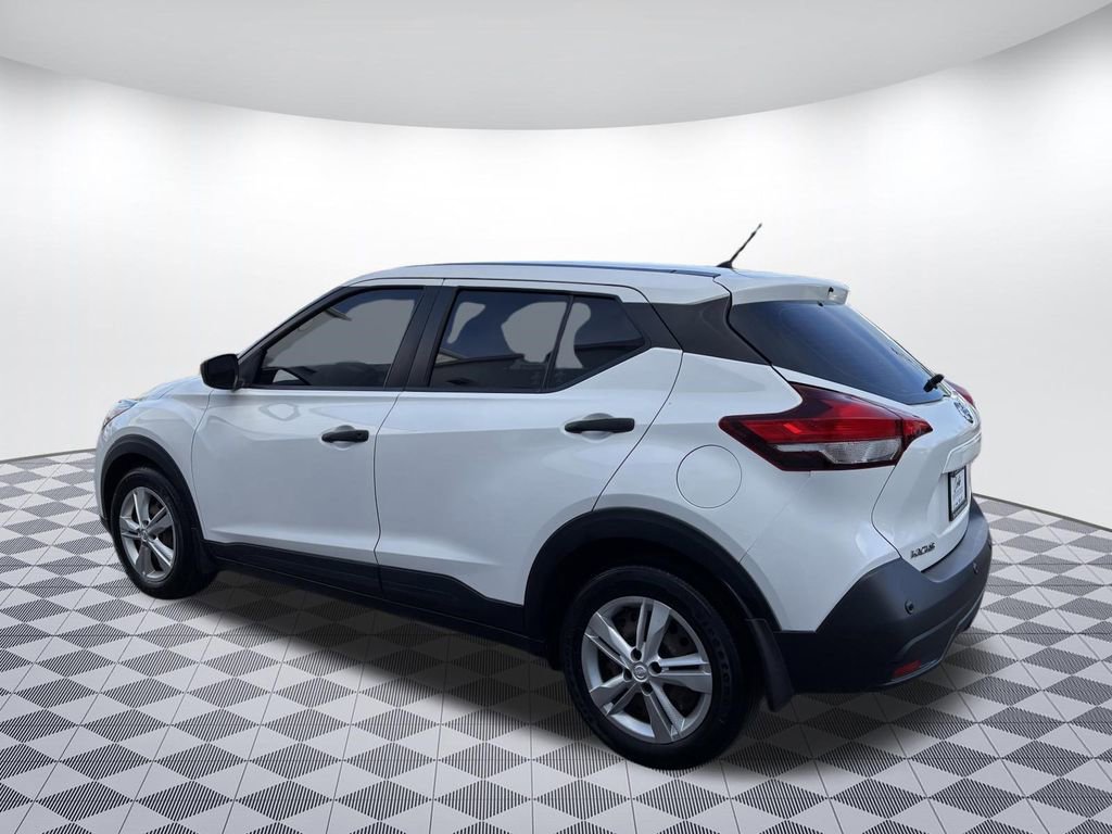 Used 2020 Nissan Kicks S FWD image 5
