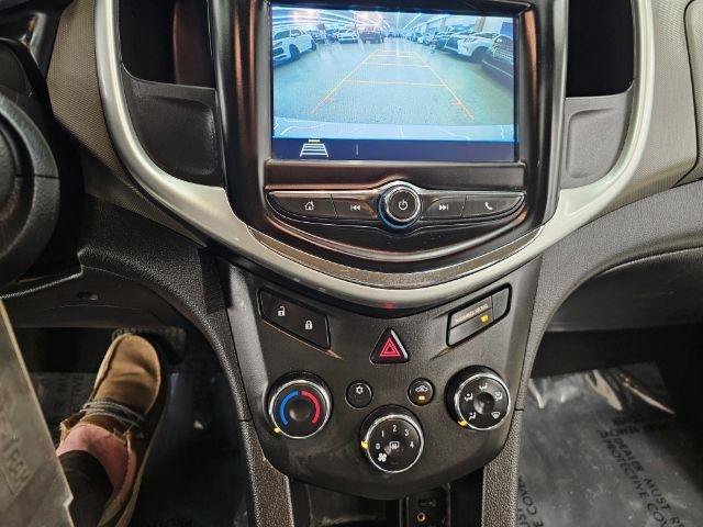 Used 2018 Chevrolet Sonic LT FWD image 15