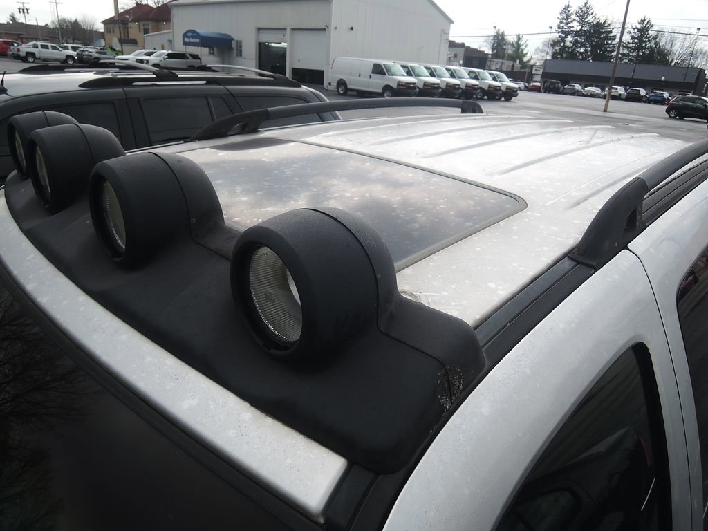 Used 2002 Jeep Liberty Renegade image 4