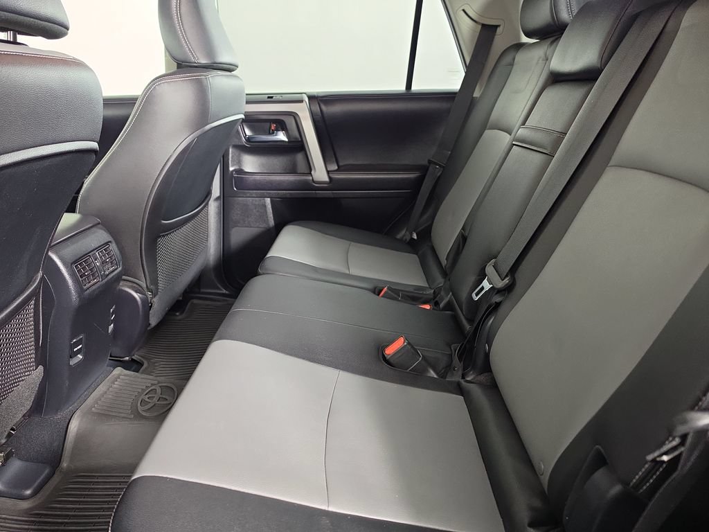 Used 2018 Toyota 4Runner SR5 Premium AWD/4WD image 30