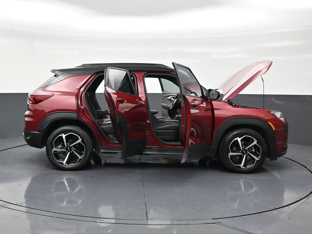 Used 2023 Chevrolet TrailBlazer RS image 29