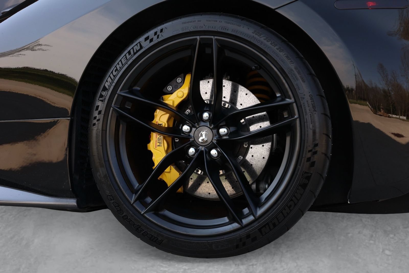 Used 2016 Ferrari 488 Spider RWD image 35