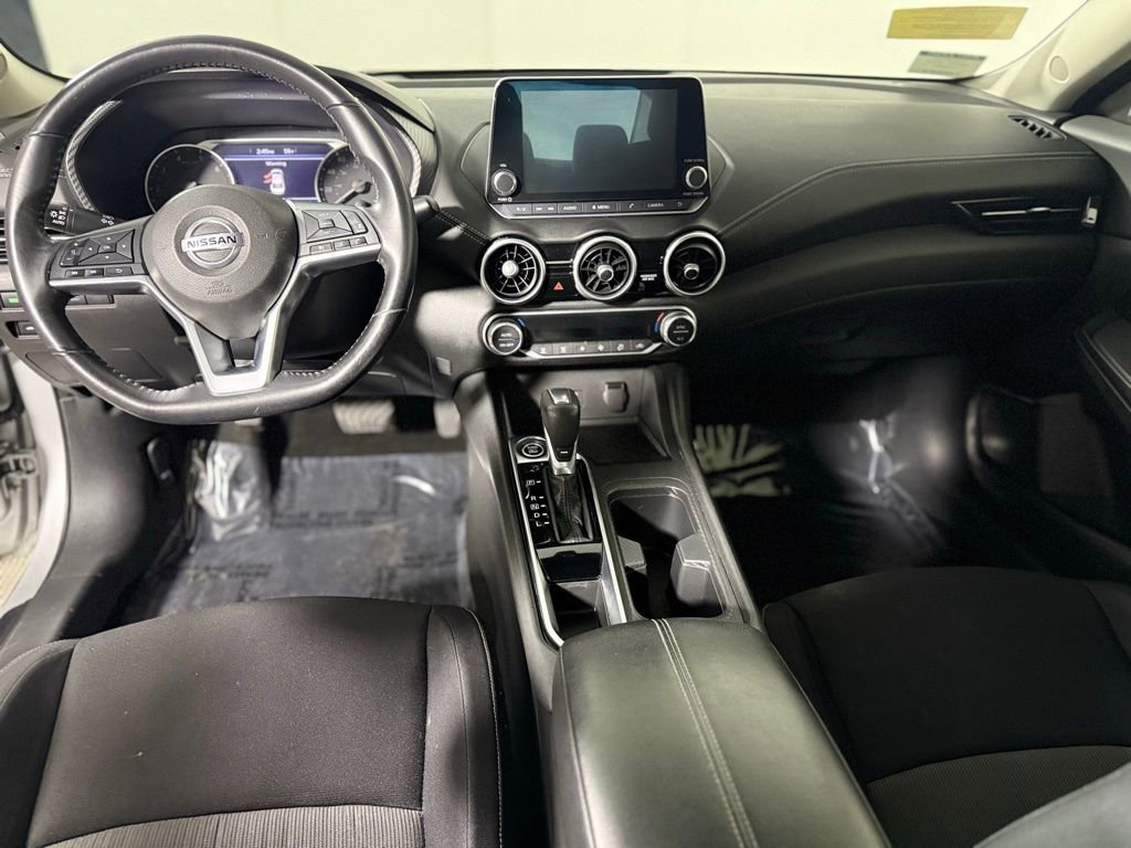 Used 2020 Nissan Sentra SV image 11