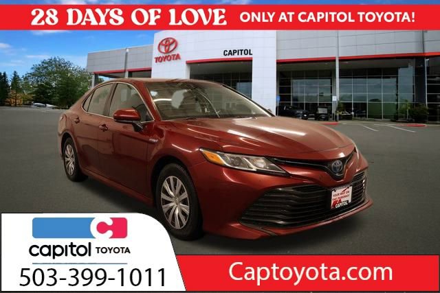 Used 2018 Toyota Camry XLE image 1