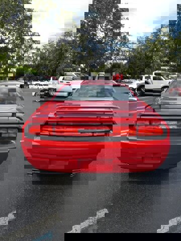 Used 2011 Dodge Challenger SE image 13