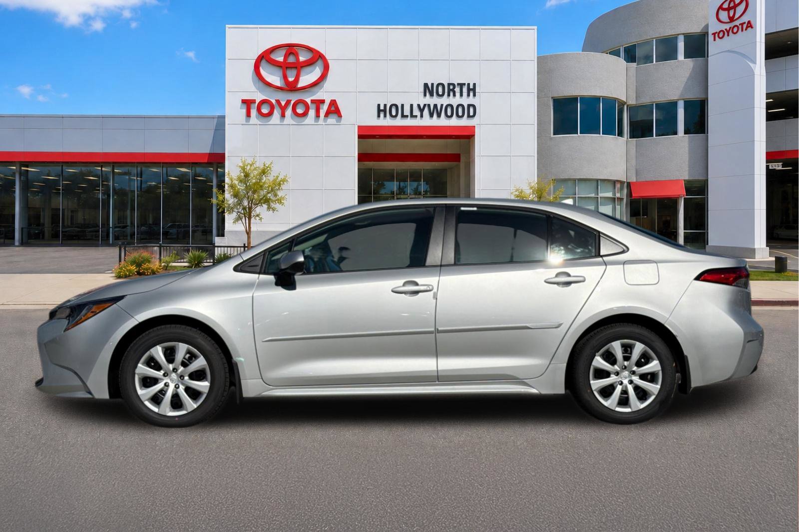 New 2026 Toyota Corolla LE FWD image 2
