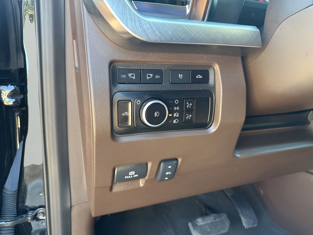 Used 2023 Ford F250 King Ranch w/ Tremor Off-Road Package image 30