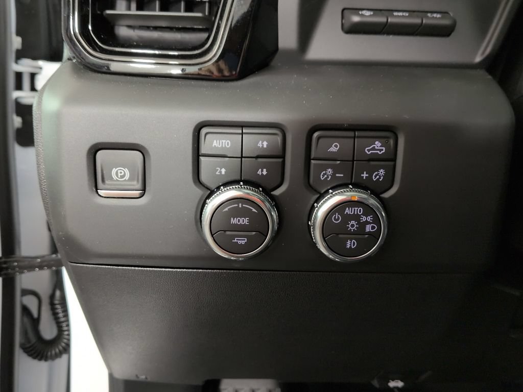 New 2026 GMC Sierra 2500 AT4 w/ AT4 Premium Plus Package AWD/4WD image 20