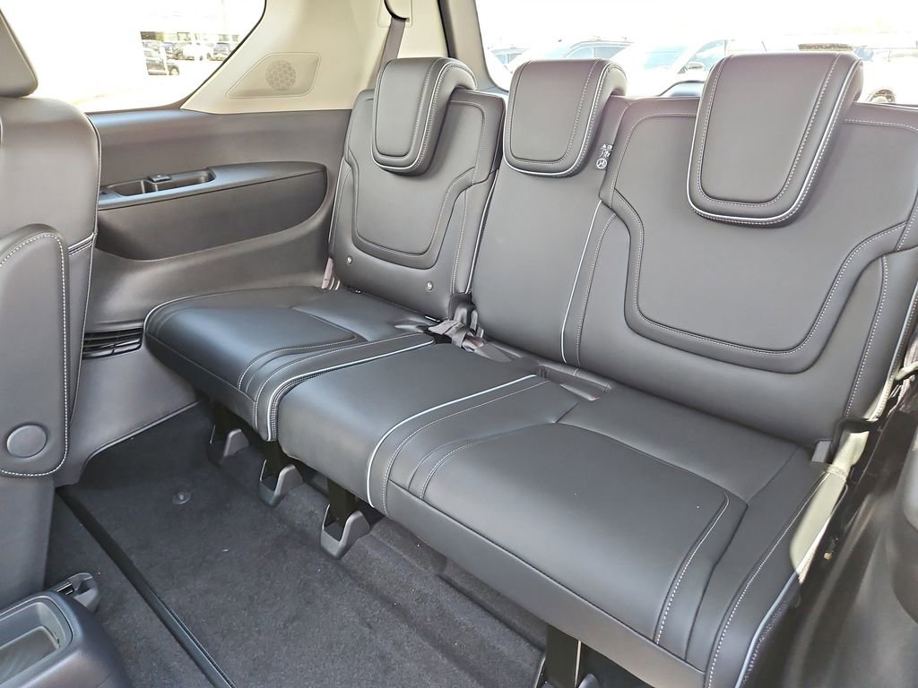 New 2026 INFINITI QX80 Luxe w/ Cargo Package AWD/4WD image 25