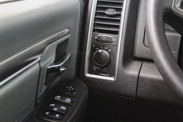 Used 2024 RAM 1500 Classic SLT AWD/4WD image 23