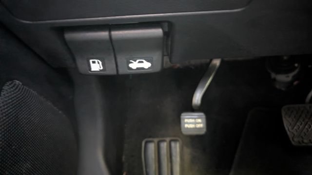 Used 2017 Nissan Altima 2.5 SV w/ Convenience Package FWD image 31