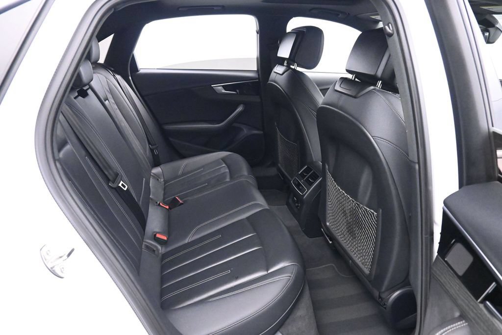 Used 2022 Audi A4 2.0T Premium Plus AWD/4WD image 17