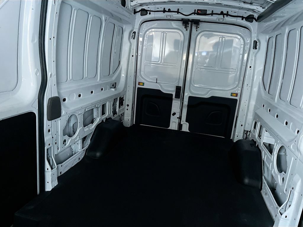 Used 2024 Ford Transit 250 148 Medium Roof Extended AWD image 26