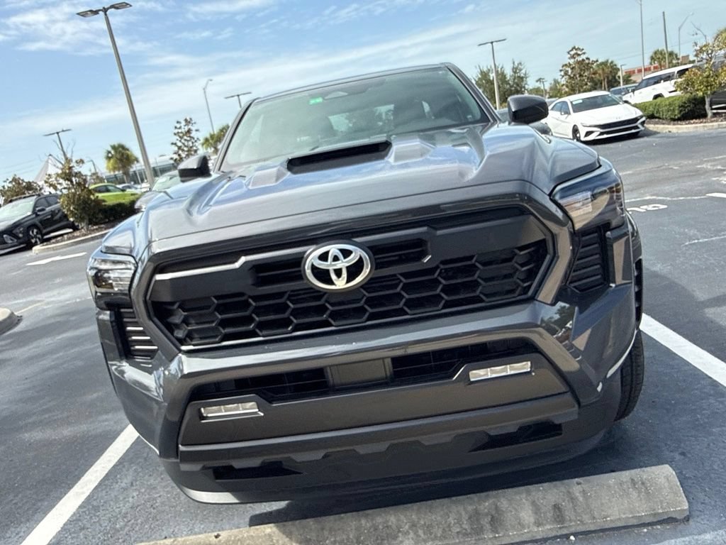 Used 2025 Toyota Tacoma TRD Sport AWD/4WD video 2