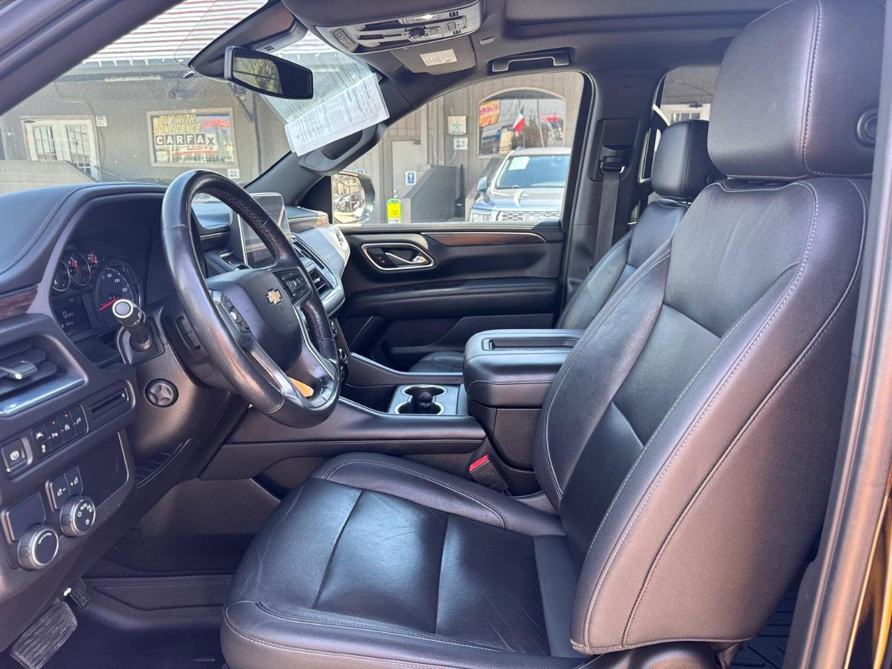 Used 2021 Chevrolet Tahoe LT w/ Luxury Package image 7