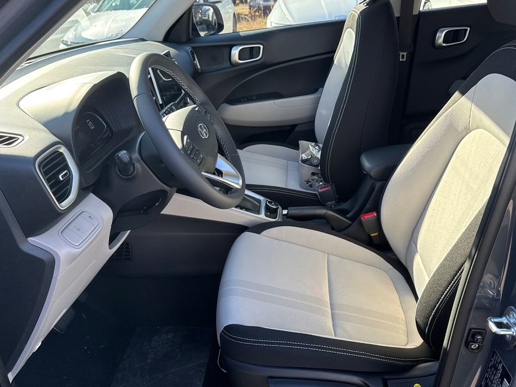 New 2026 Hyundai Venue SEL image 9