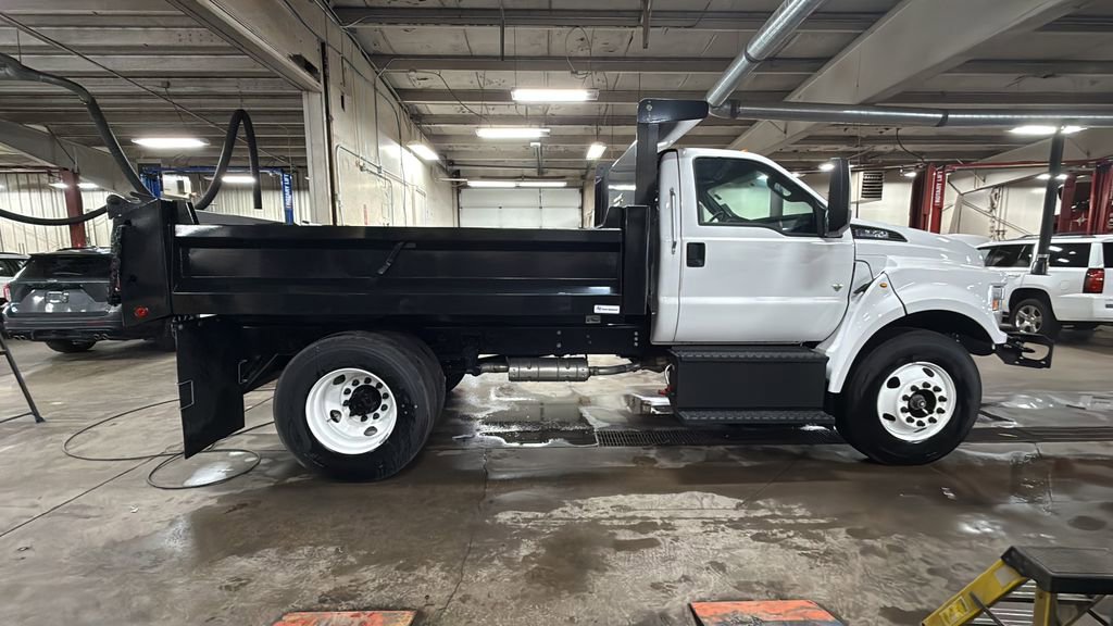 New 2025 Ford F650 2WD Regular Cab Super Duty image 9