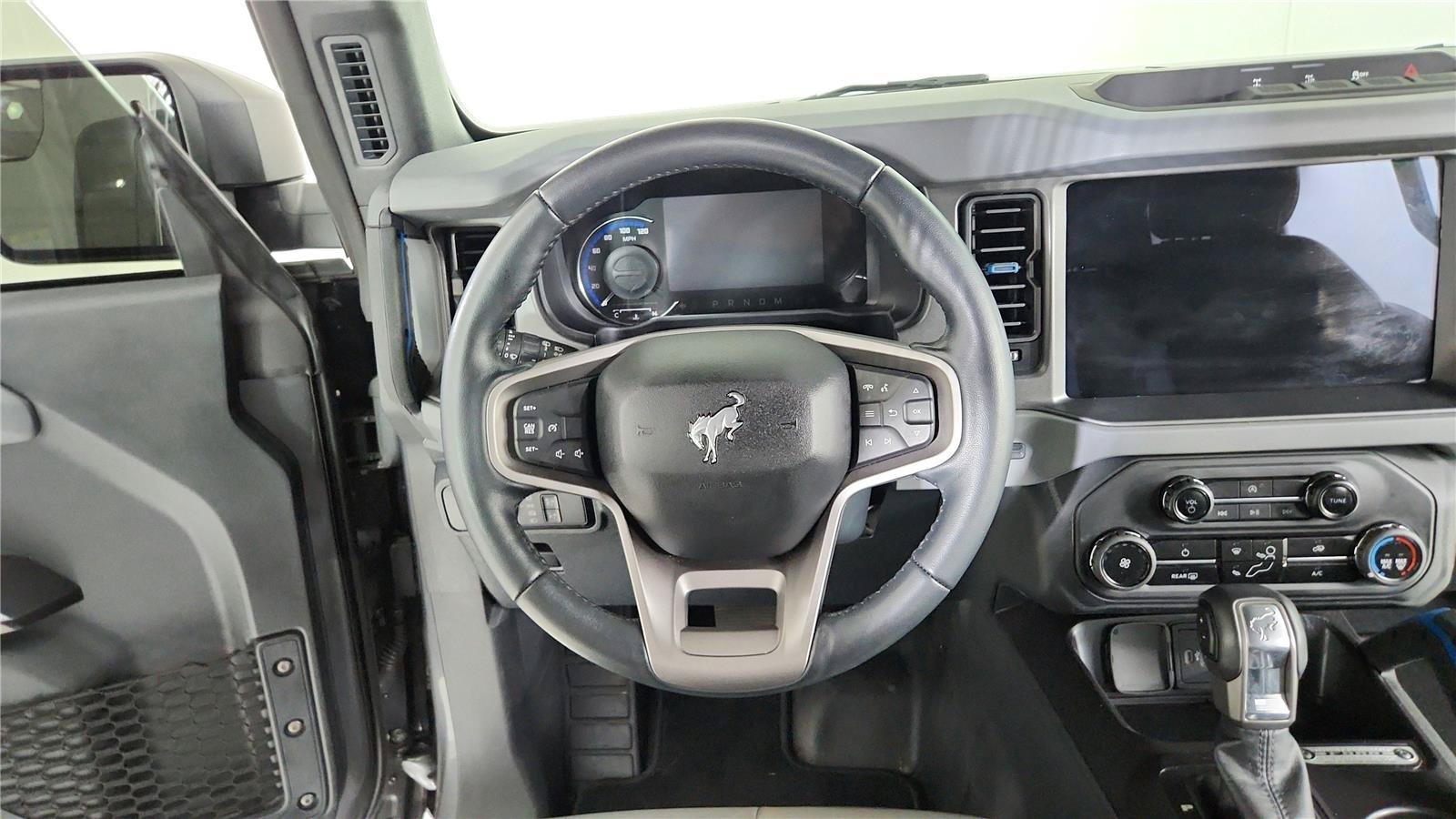 Used 2024 Ford Bronco Black Diamond AWD/4WD image 20