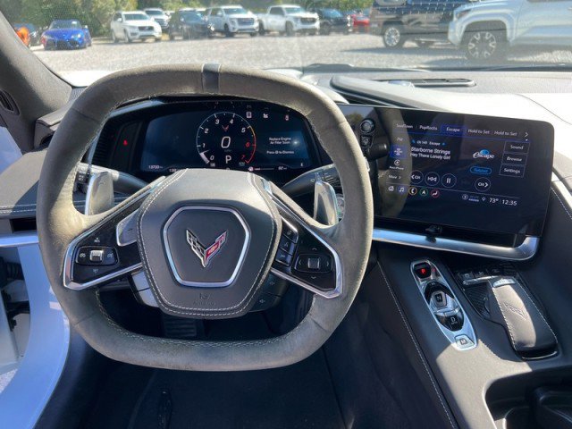 Used 2021 Chevrolet Corvette Stingray Premium Conv w/ Z51 Performance Package image 9