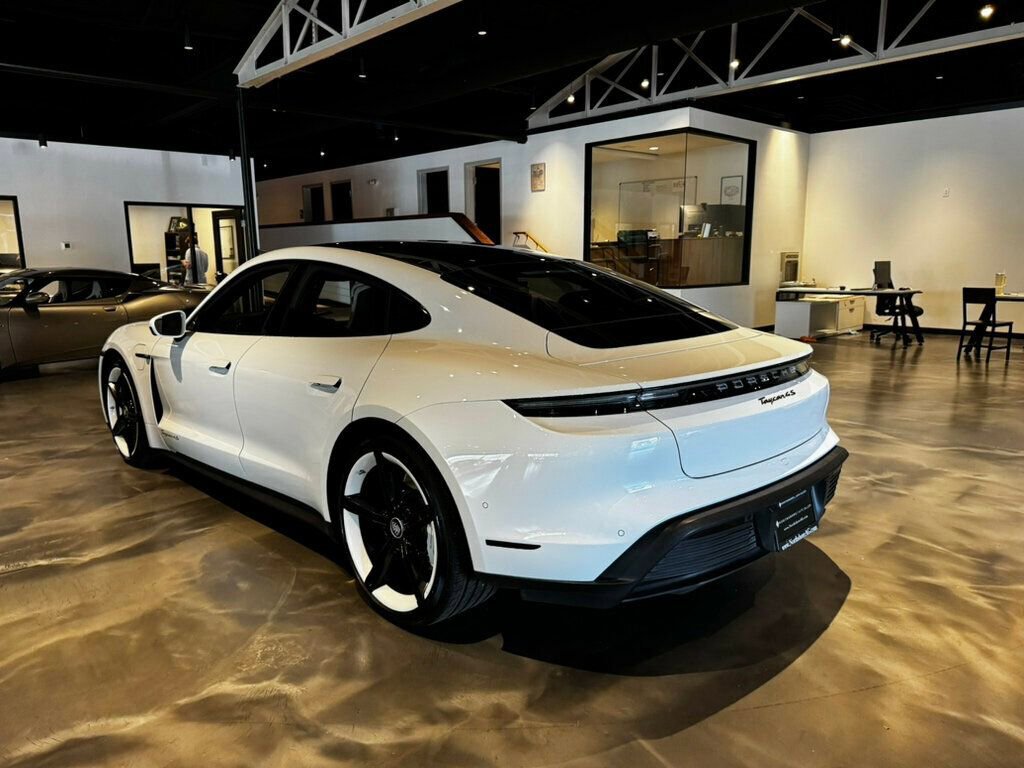 Used 2020 Porsche Taycan 4S image 3