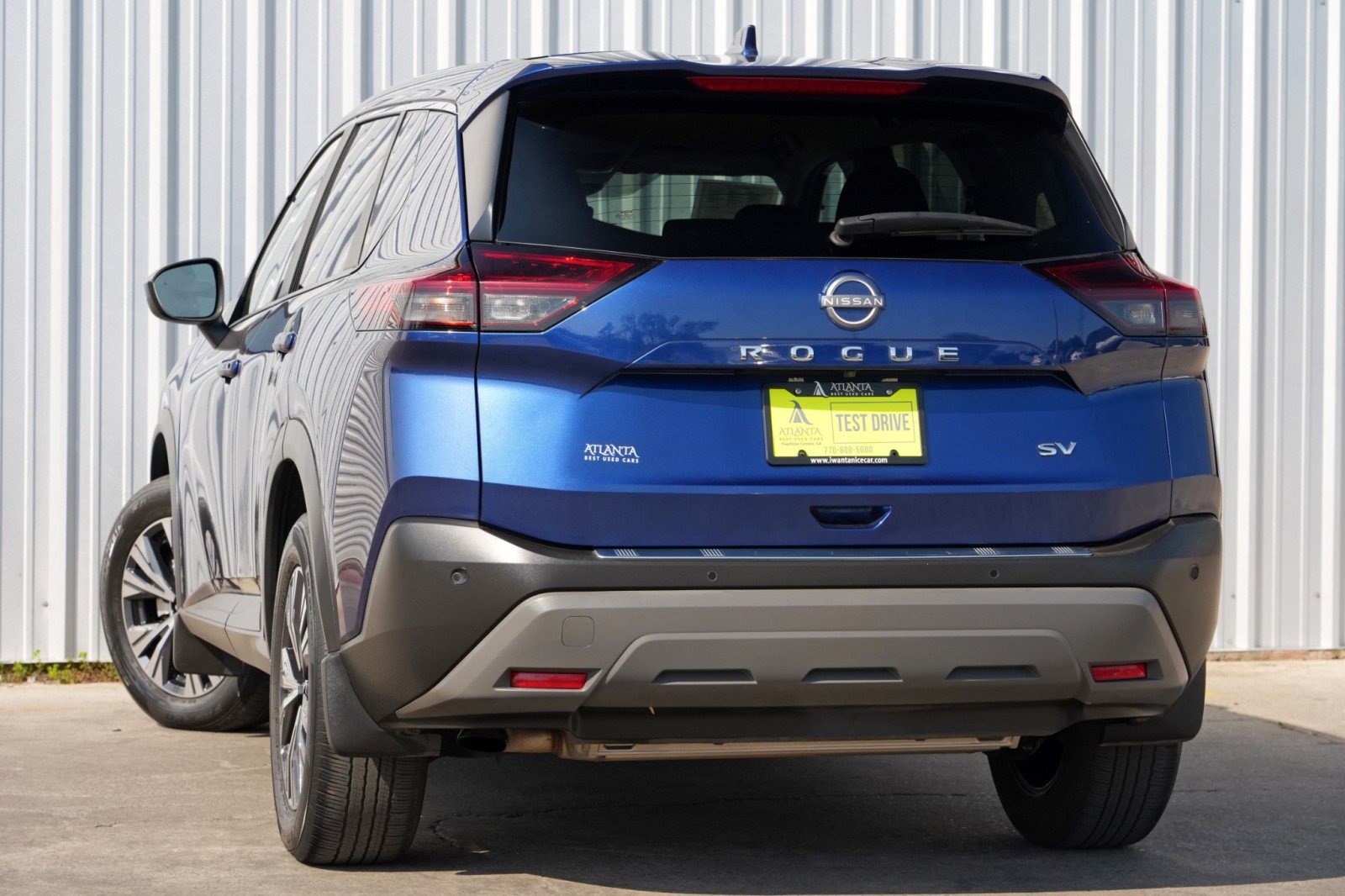Used 2023 Nissan Rogue SV FWD image 5