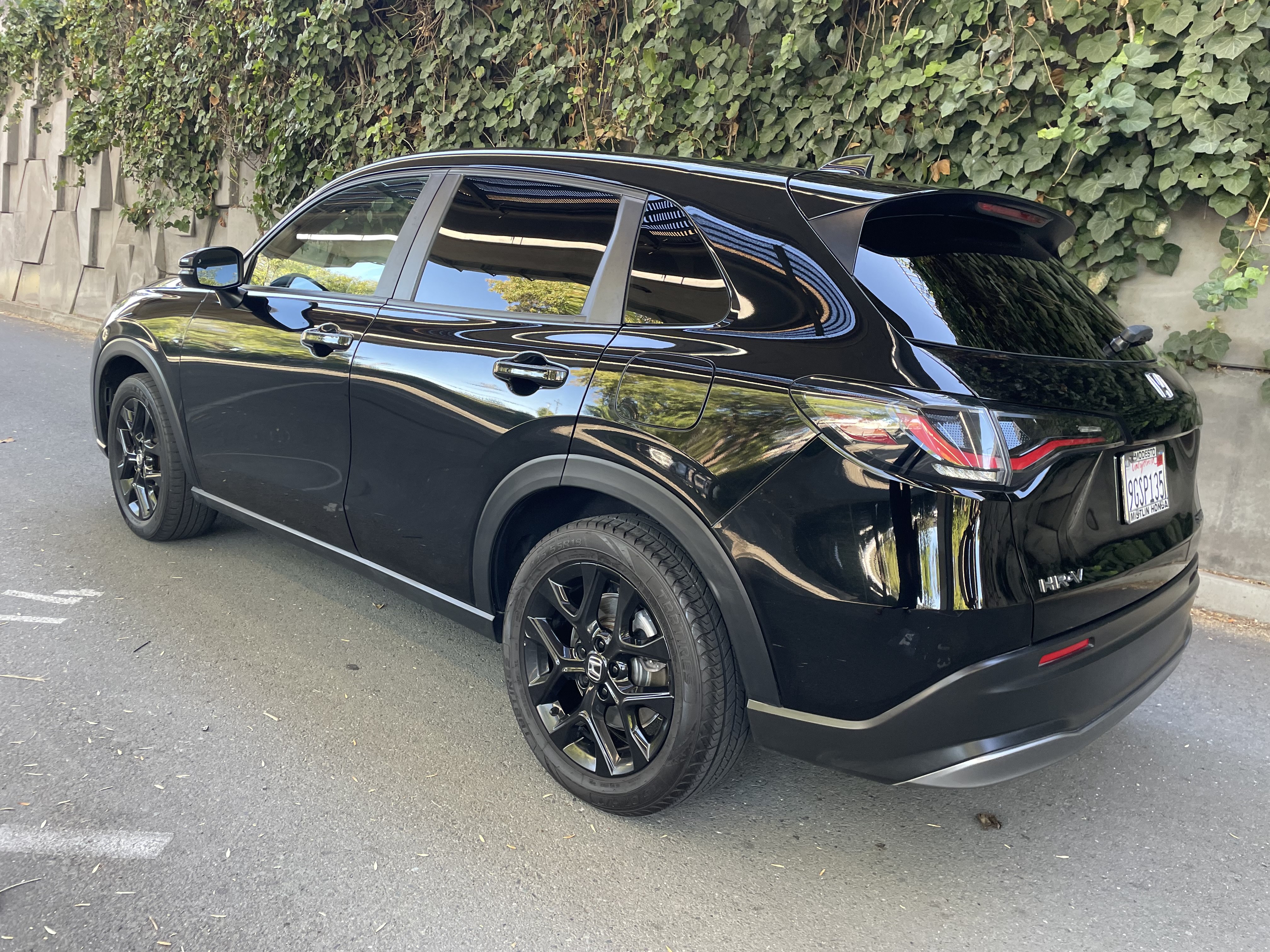 Used 2023 Honda HR-V Sport image 9