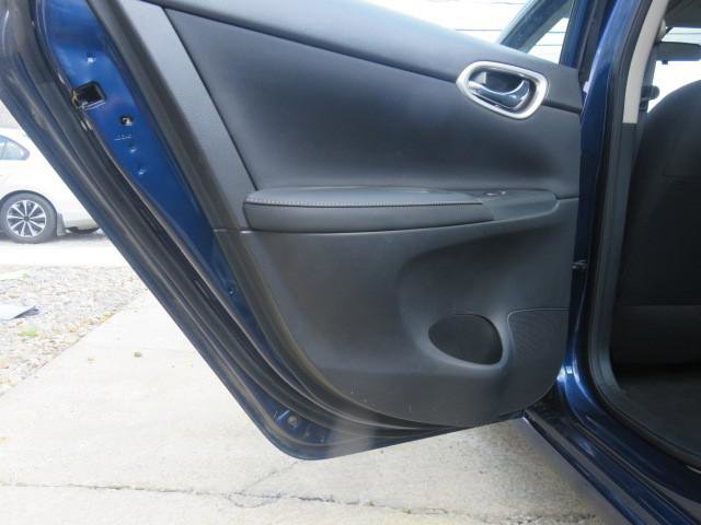 Used 2018 Nissan Sentra SV FWD image 22