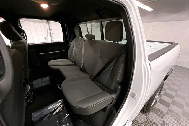 Used 2024 RAM 3500 Tradesman w/ Chrome Appearance Group image 22