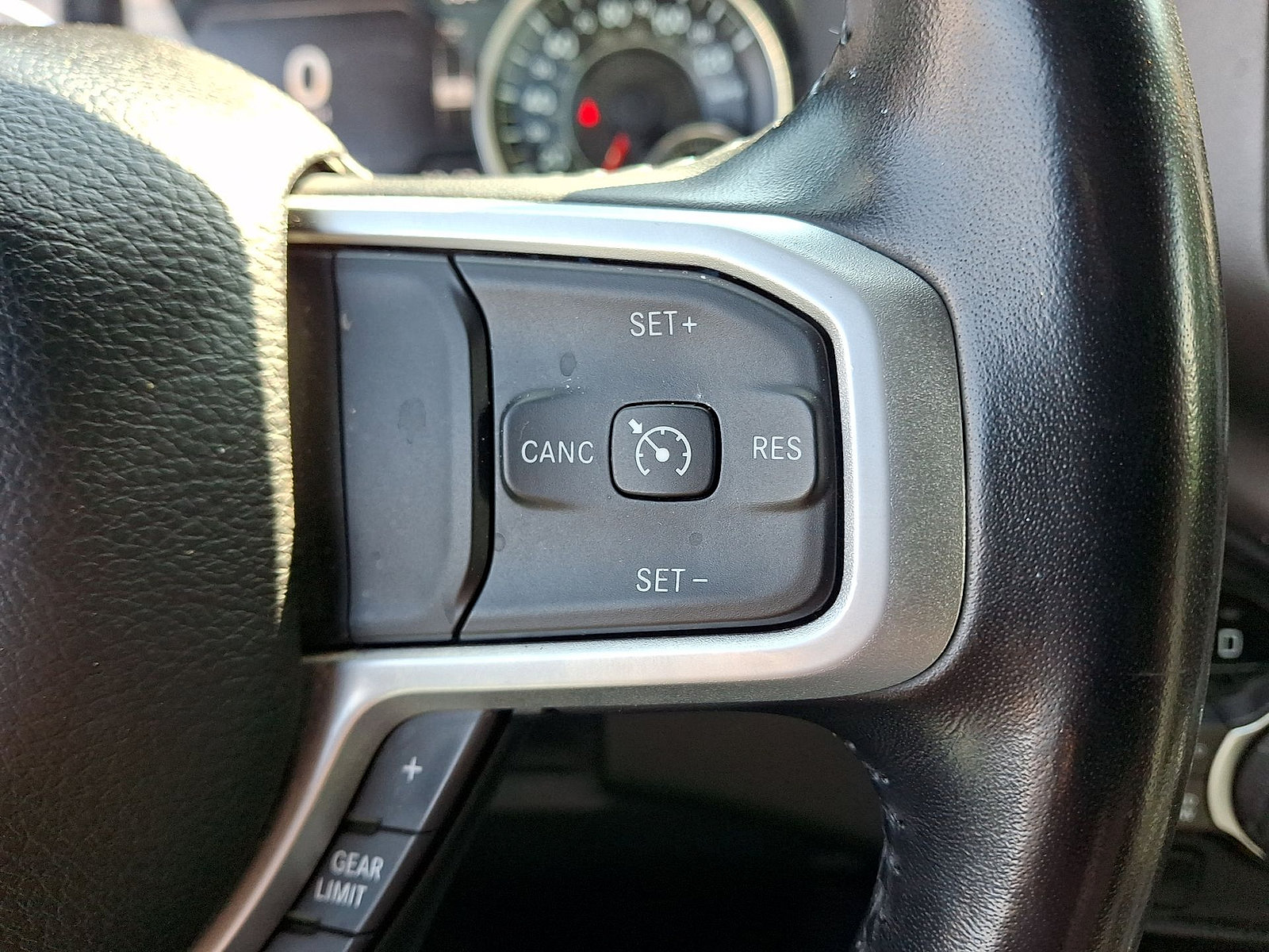 Used 2021 RAM 1500 Big Horn AWD/4WD image 18