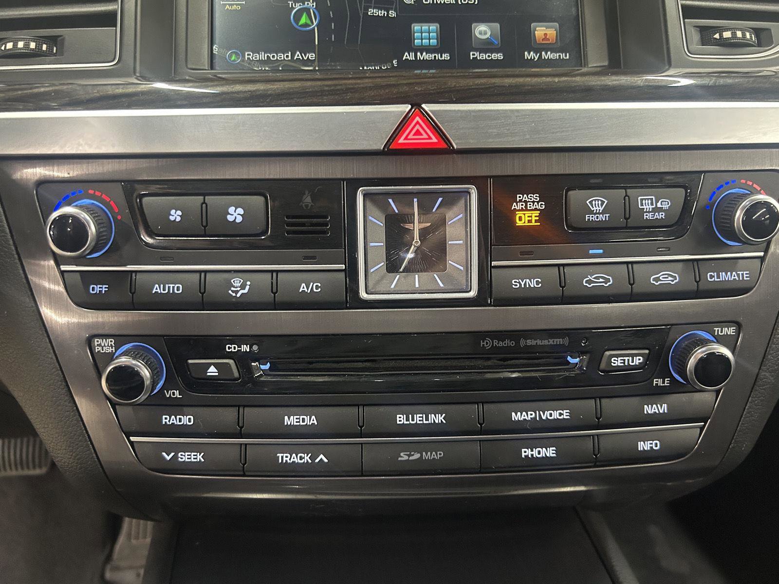 Used 2018 Genesis G80 3.8 image 24