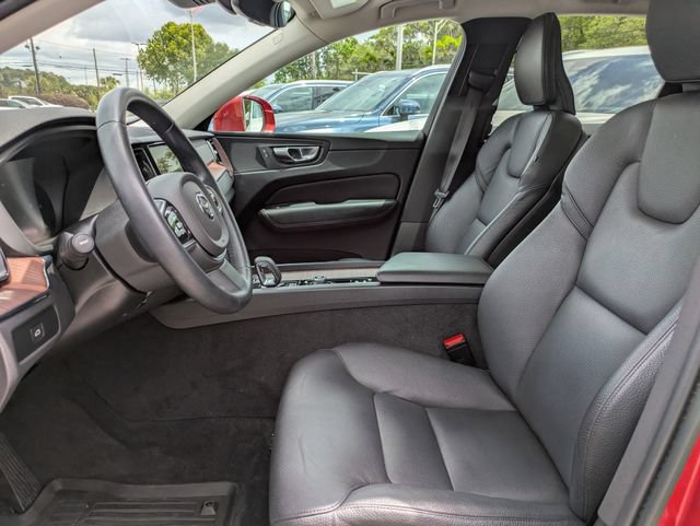 Certified 2023 Volvo XC60 B5 Plus AWD/4WD image 24