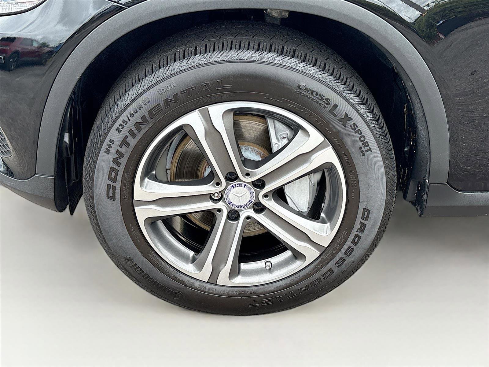 Used 2016 Mercedes-Benz GLC 300 4MATIC w/ Multimedia Package image 32