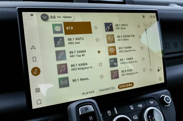New 2026 Land Rover Defender 110 X-Dynamic SE AWD/4WD image 39
