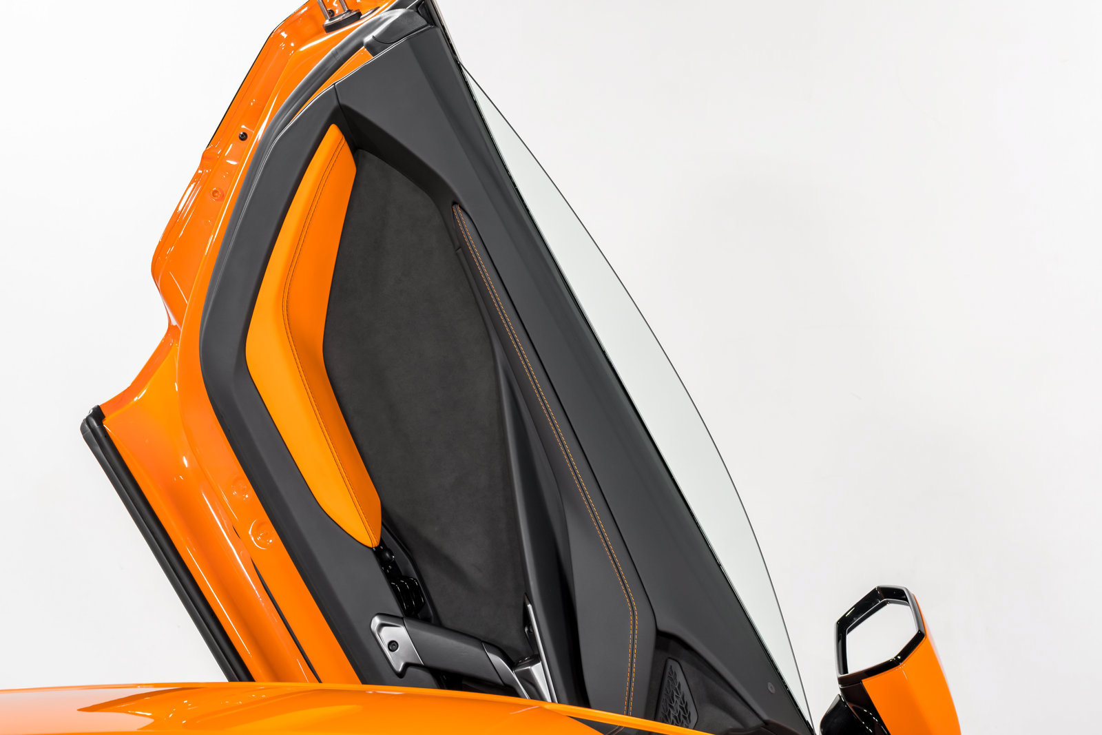 Used 2025 Lamborghini Revuelto AWD/4WD image 9