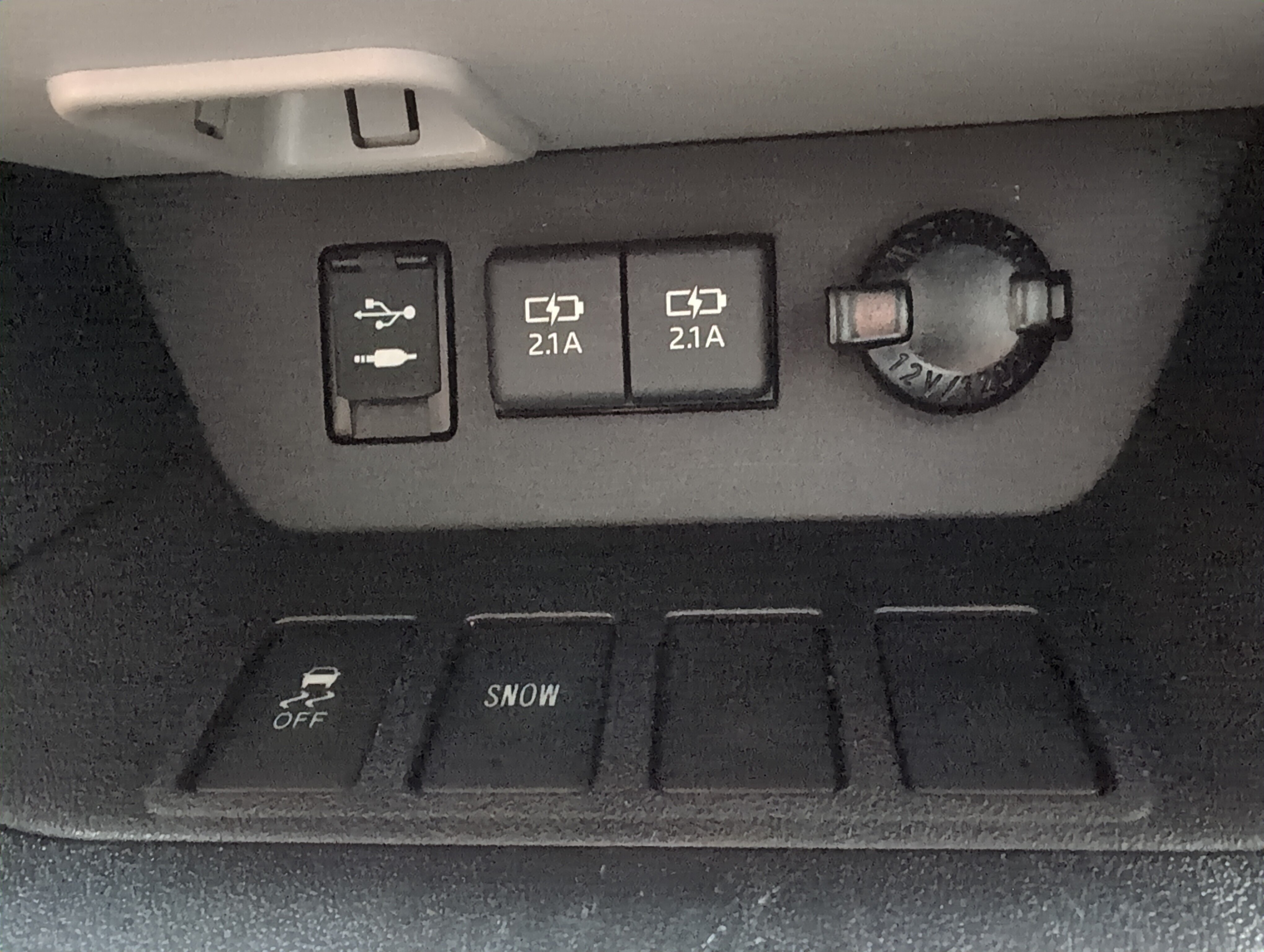Used 2019 Toyota Highlander Limited Platinum FWD image 41