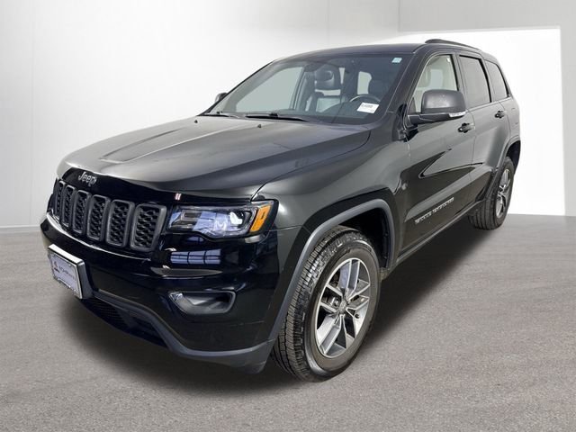 Used 2018 Jeep Grand Cherokee Limited w/ Luxury Group II image 24