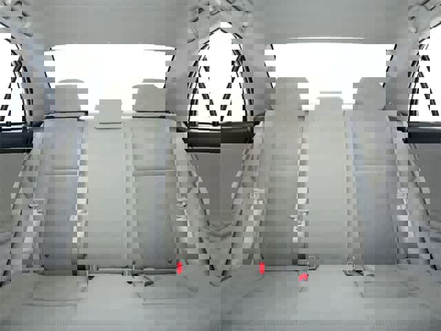 Used 2013 Toyota Corolla LE image 17